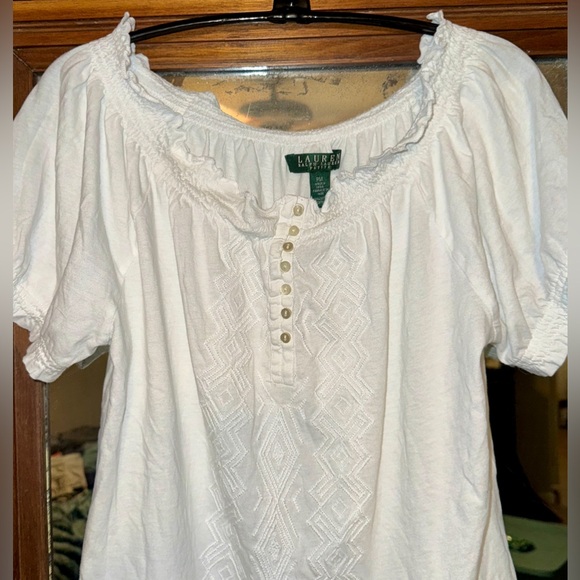 Women's Lauren Ralph Lauren Cropped Blouse, size Petite Medium - Picture 3 of 11